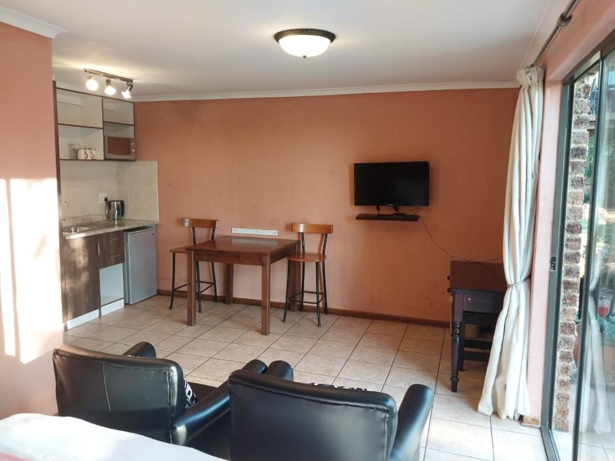 Kwena Maribane Lodge Bronkhorstspruit Esterno foto